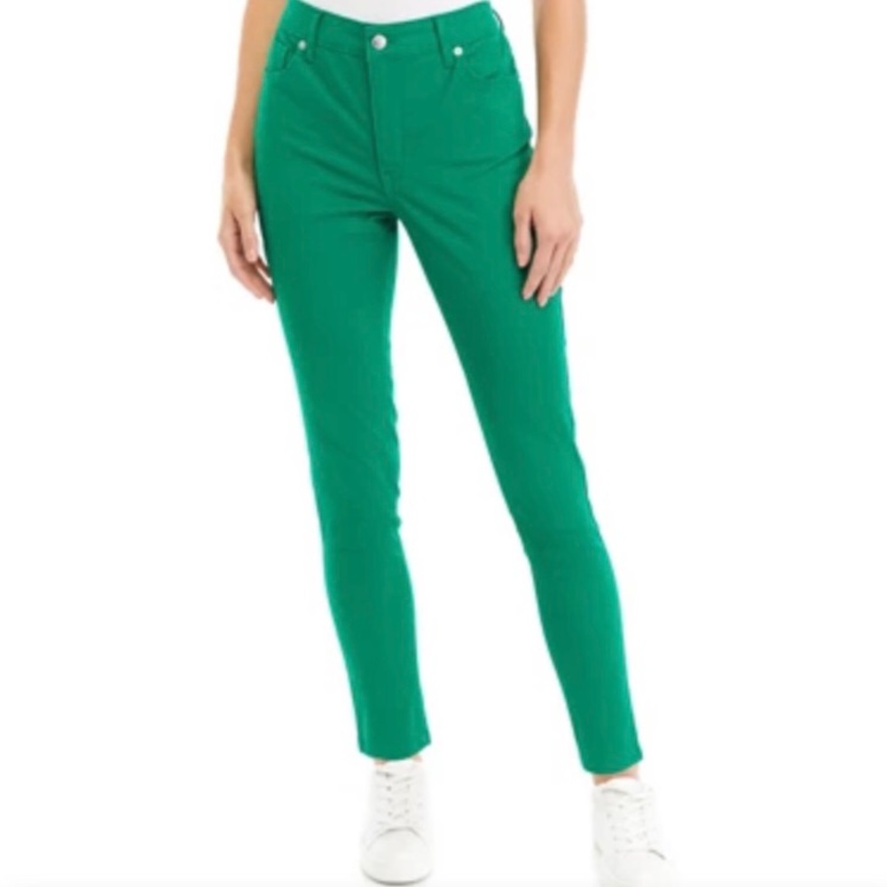 Crown & Ivy skinny green colored jean size 14
